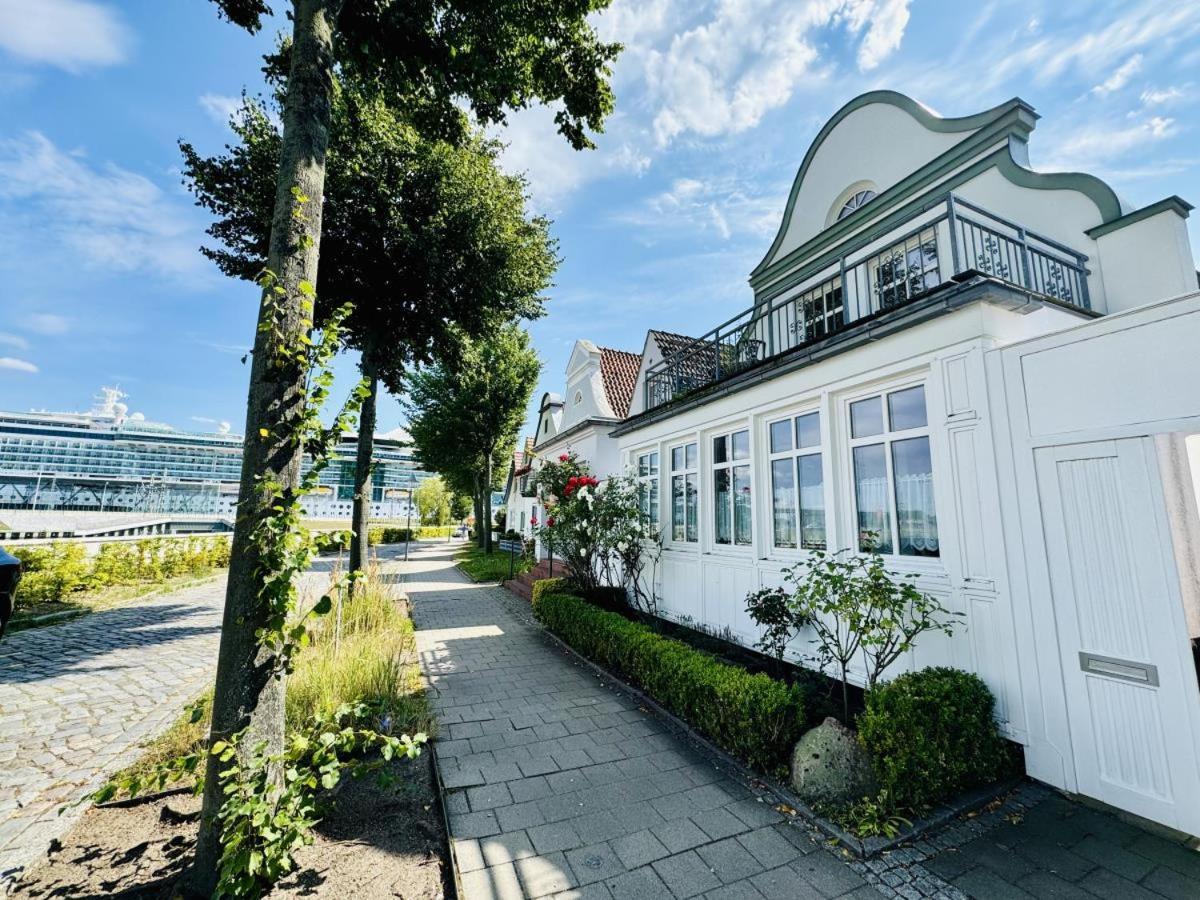 Haus Vier Freunde, Vincent Apartment Rostock Bagian luar foto